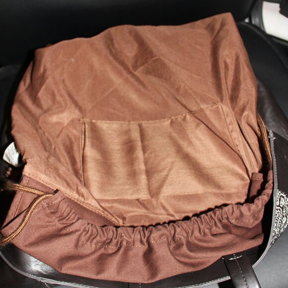 Desigual Chocolate Vegan Leather tote lined bag with Logo 16" x 17" w x 5" - Picture 4 of 8